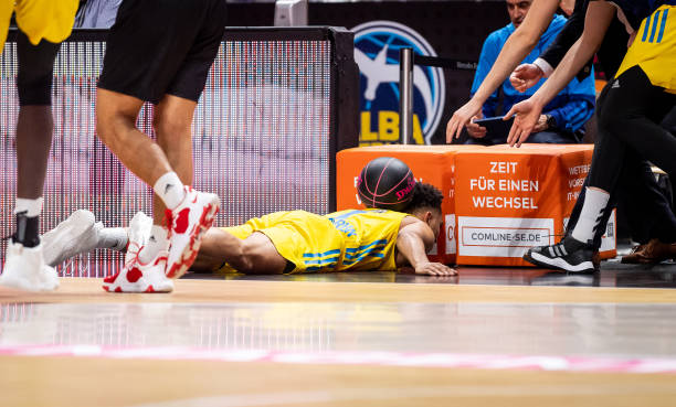 抱与合影成 抱与合影成