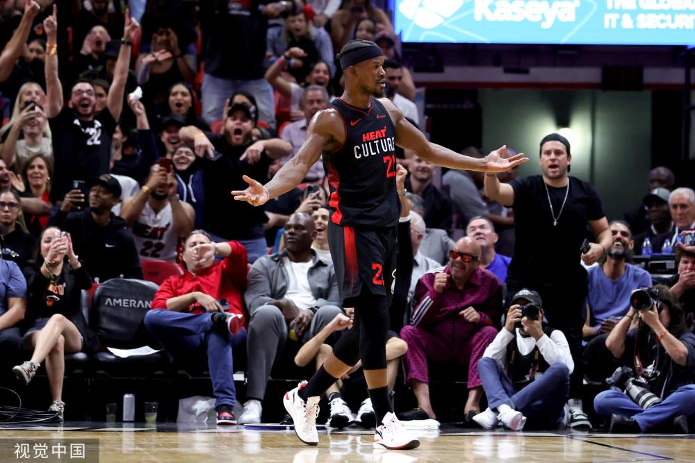 的转会竞争 的转会竞争