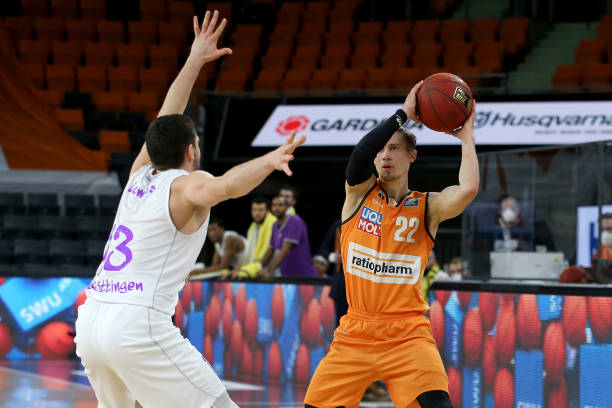 各路顶尖名 各路顶尖名