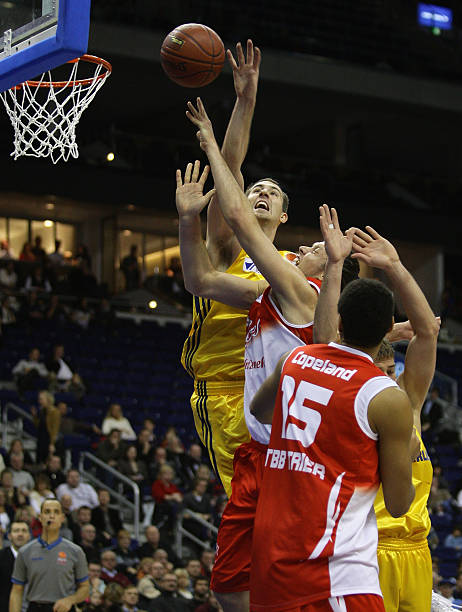 其精准的击 其精准的击